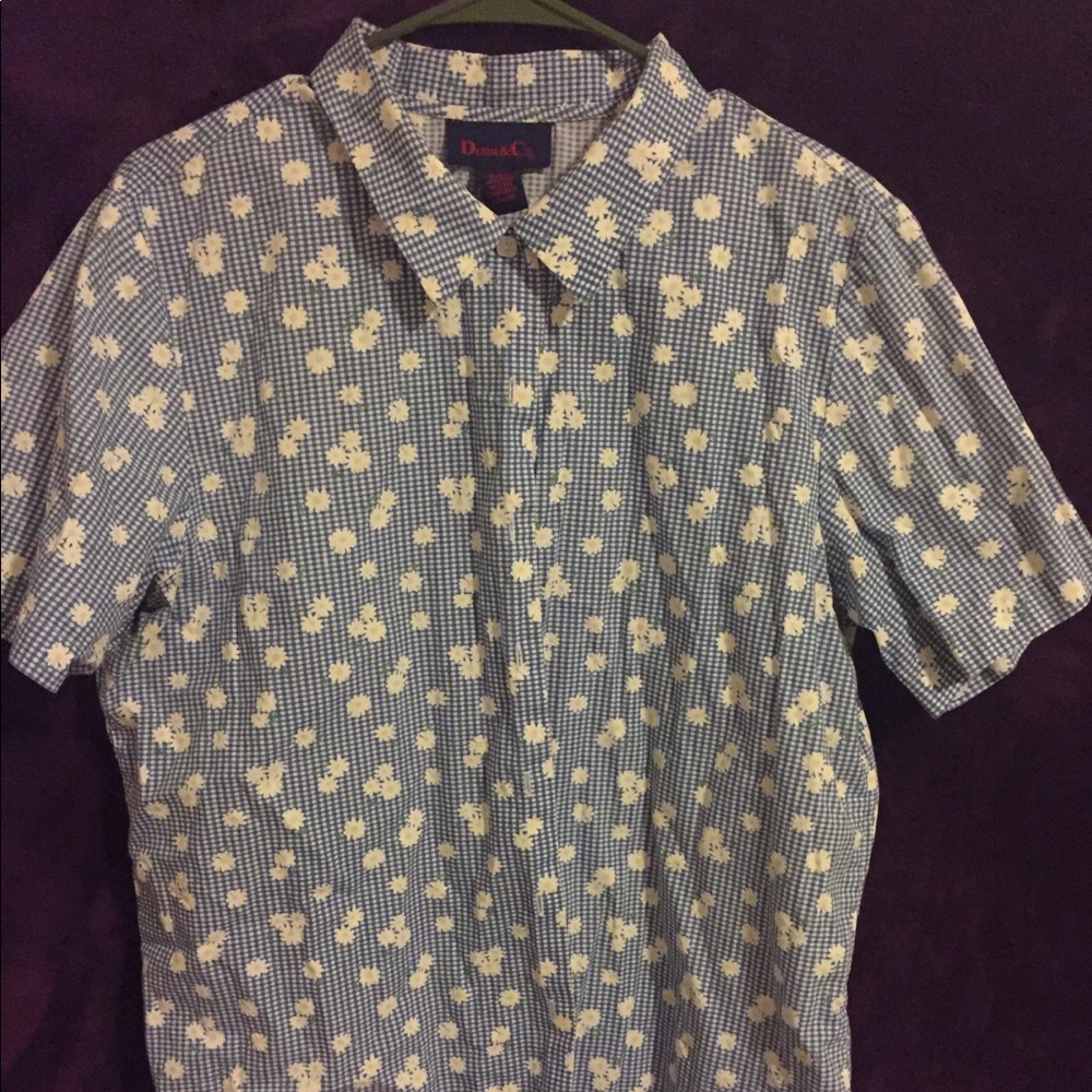 Short sleeve floral button up